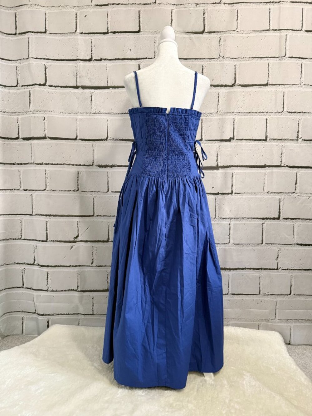 NWOT Moon River  Blue Cotton Smocked Maxi Dress Size M Side Tie - Picture 4 of 11